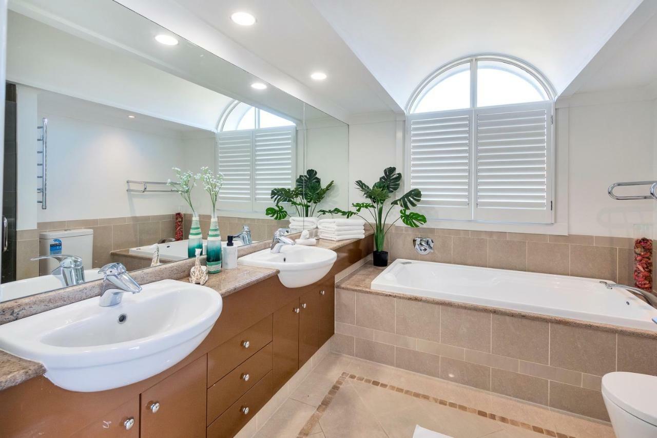 Vila Orakei Grandeur Mansion With Sea Views & Pool Auckland Exteriér fotografie
