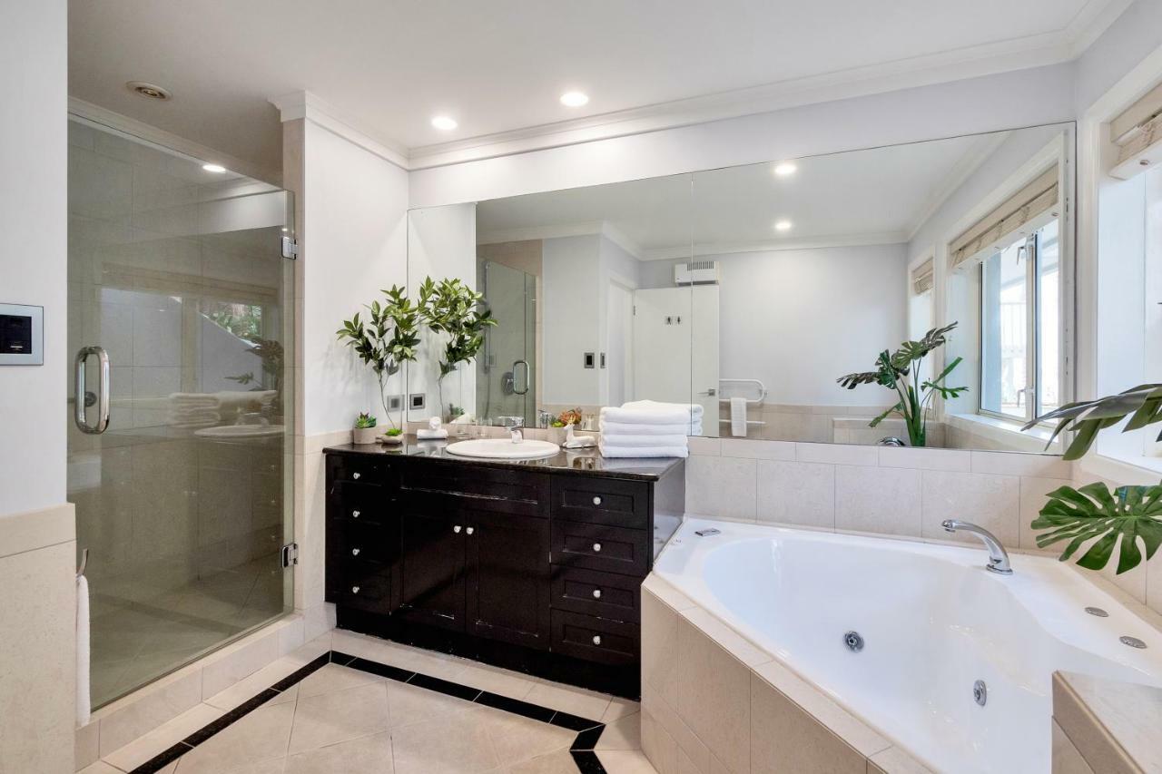 Vila Orakei Grandeur Mansion With Sea Views & Pool Auckland Exteriér fotografie